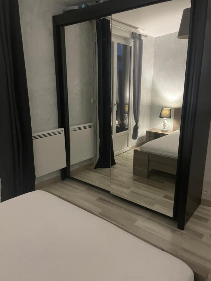 סן-ז'ורז'-דה-דידון Piscine Et Jacuzzi A 2Km De La Plage De St Georges De Didonne מראה חיצוני תמונה